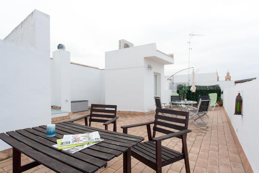 Apartamentos Diaber San Leandro Sevilla Ruang foto